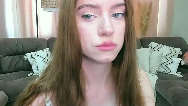 XXX chat uživo modela Erica_Kiss