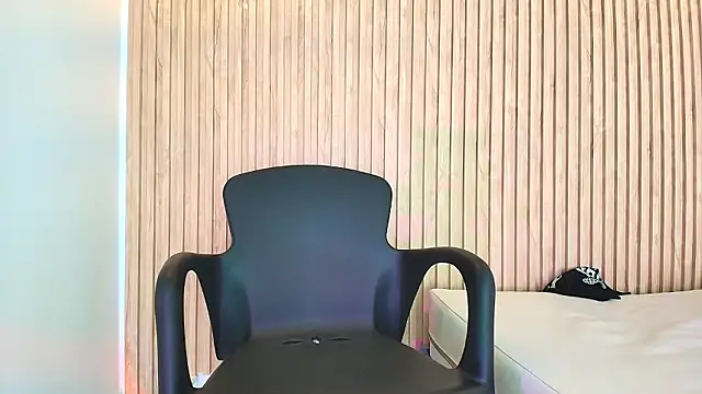 lian_cameron Adlı Modelin Canlı XXX Sohbeti