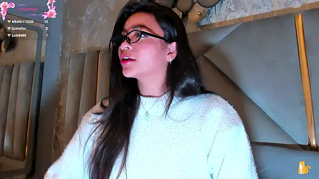 Chatroom XXX en direct de KimDevinne