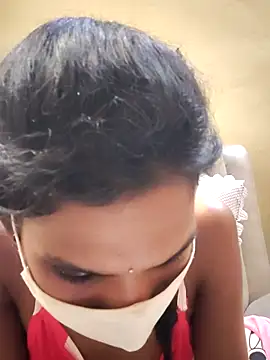 ramyasri- Chat XXX in diretta