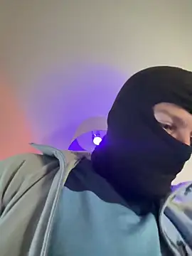 Czat XXX na żywo – THE_CHEEKY_ALPHA