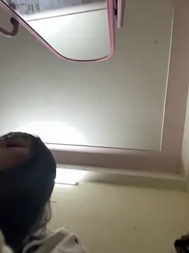 Charlotte-ee élő XXX-chatje