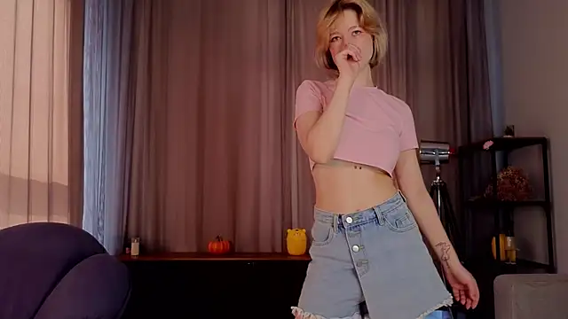 CythiaOttum 现场XXX聊天