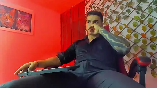 ALPHA_DOMINUS_ Adlı Modelin Canlı XXX Sohbeti