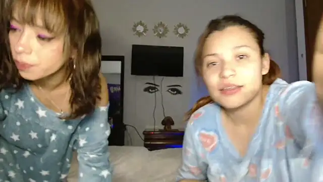 Chat XXX en directo de 3littles