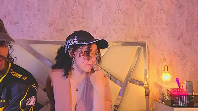 Онлайн чат XXX Benny_and_Mark