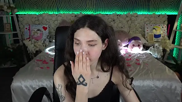 BabyFlowerr 现场XXX聊天