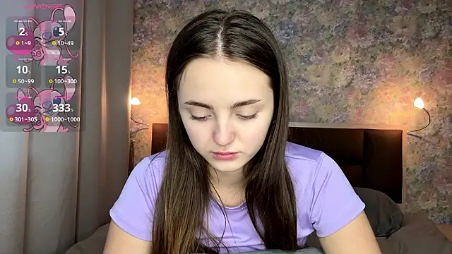 LoraDavi Chat XXX live