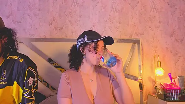 Benny_and_Mark Adlı Modelin Canlı XXX Sohbeti