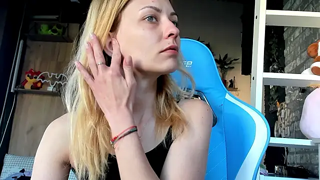 karo123421 Live XXX-Chat