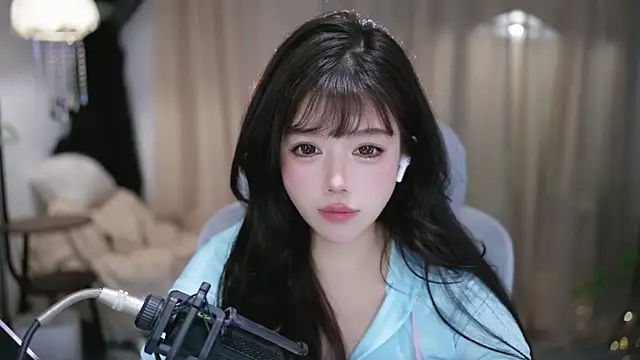 Cecily: онлайн-секс-чат