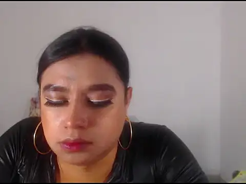 katrinawillff: онлайн-секс-чат