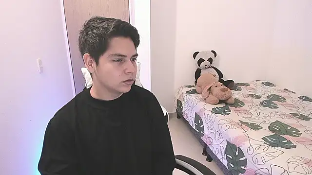 Chat +18 de Asta_YunoXXX ao vivo