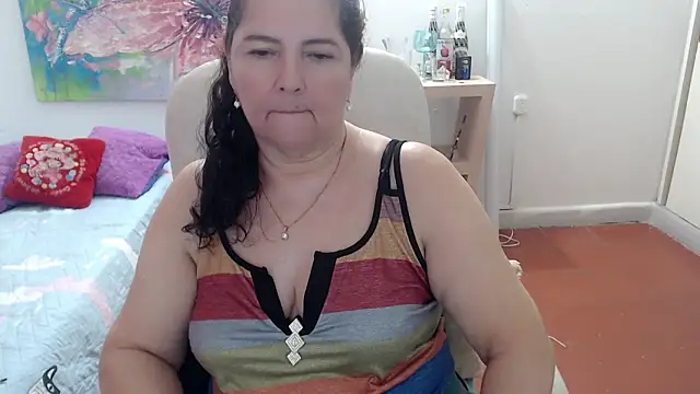 leonela_69n Live XXX chat