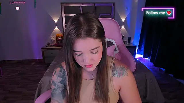 lunaarose's Live XXX Chat