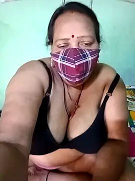 LoveOnStream Live XXX Chat