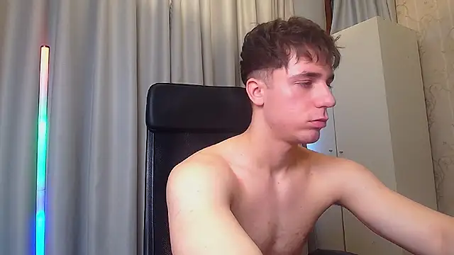 KellenWest 在線直播表演