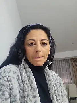 bruneta_sexy23 webcam show