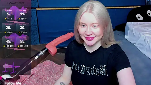 Chat +18 de Lillie_Berry ao vivo