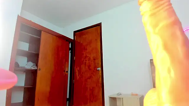 victoria_243: απευθείας συνομιλία ΧΧΧ