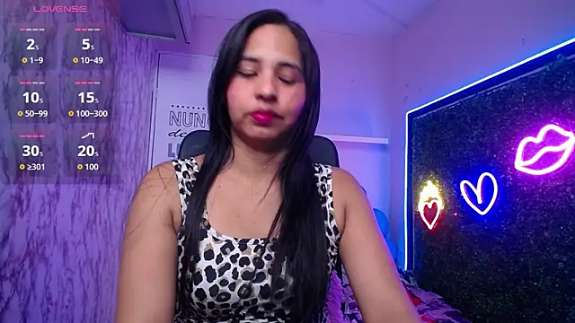 nicol_ross19 现场XXX聊天