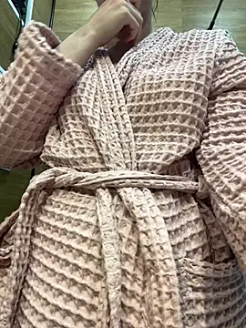 yours_ann's Live XXX Chat