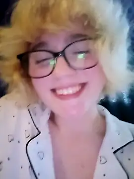 mcjbgfhgjhiiilllufjyfn Live XXX chat