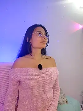 دردشة NayeCloud الجنسية المباشرة