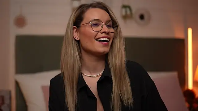 Chat XXX Live BrandyWhite