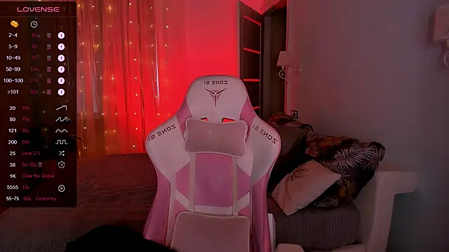 AnyaTaylor_ Live XXX-Chat