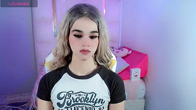 Czat XXX na żywo – Sophiaa_doll_