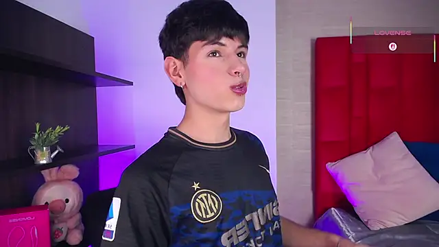 Ezra_Storm Webcam-Show