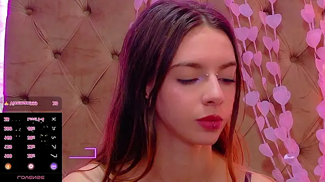 CoraVex's Live XXX Chat