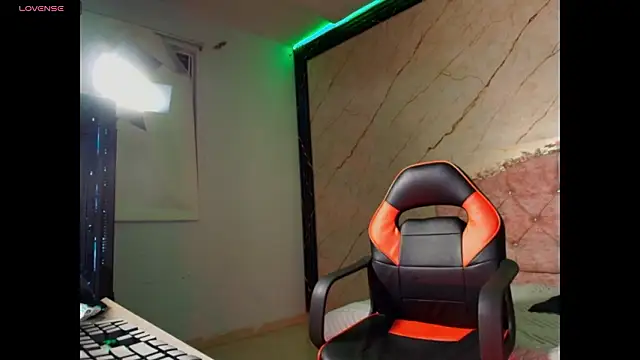 monserrat_petite Webcam Show