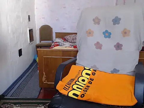 Chat XXX ao vivo de KittyyLaBeauty