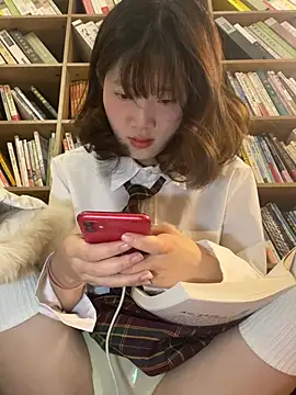 littleqiu: απευθείας συνομιλία ΧΧΧ