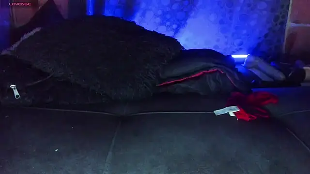 Cata-angel Chat XXX live