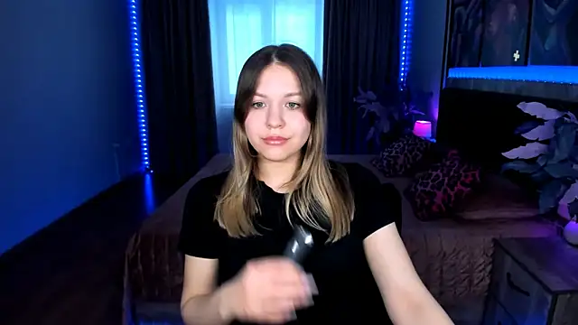 Chat XXX ao vivo de SimaHeaven