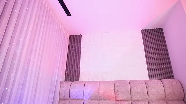 Godess_Scarlett77 Adlı Modelin Canlı XXX Sohbeti