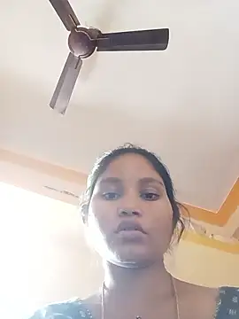 NishaNayakTelugu Chat XXX in diretta