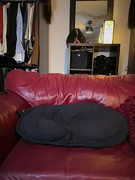 Kennady_Buxum_Goddess Adlı Modelin Canlı XXX Sohbeti