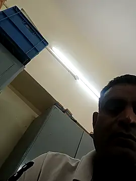 Chat XXX en directo de ROXX121