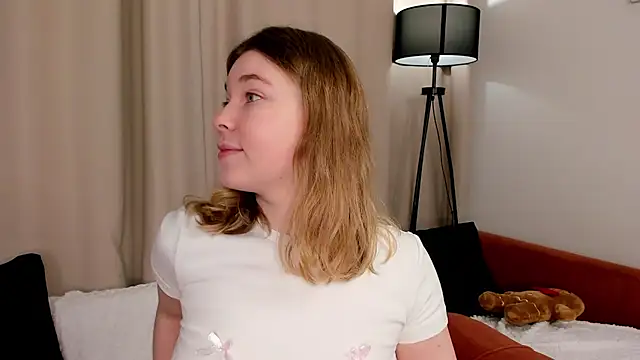 Chatroom XXX en direct de MaraaSwan