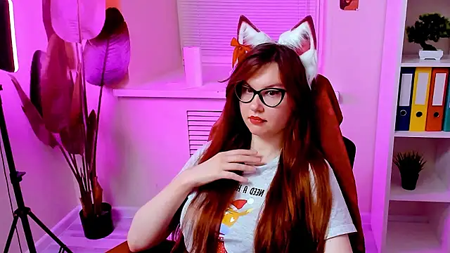 CarolGiggly's Live XXX Chat