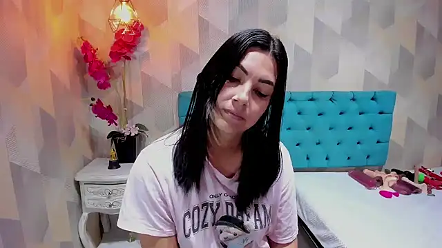 AdaFawxx Chat XXX in diretta