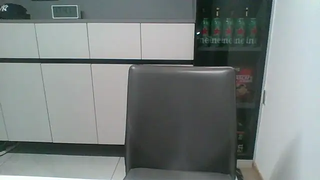 XXX chat uživo modela nole_china7