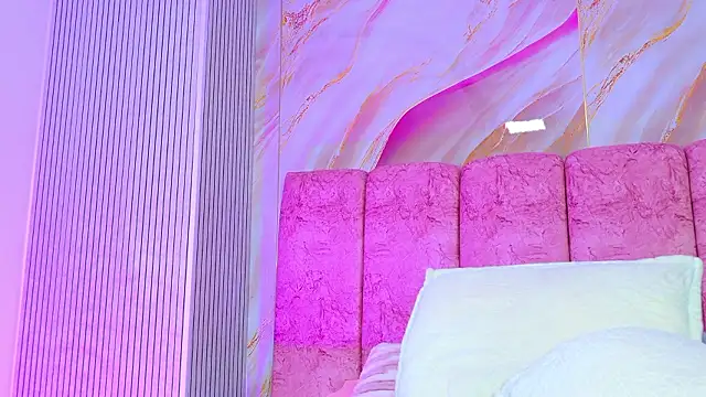 emmacurvy 即時 XXX 聊天