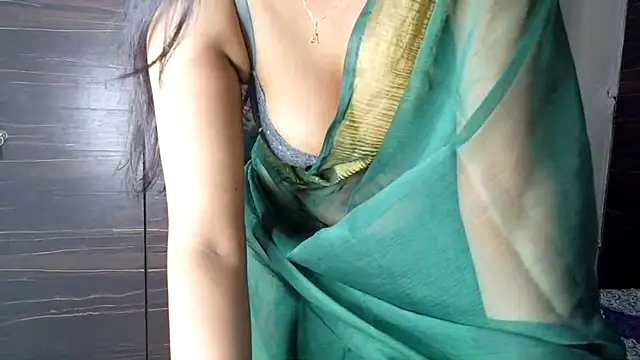 Czat XXX na żywo – Russ-Malaiii