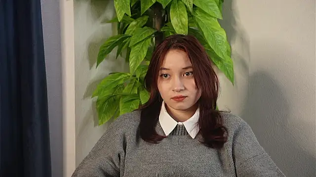 XXX chat uživo modela AkikoJost