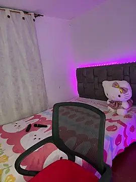 Онлайн чат XXX salome_polaniiee